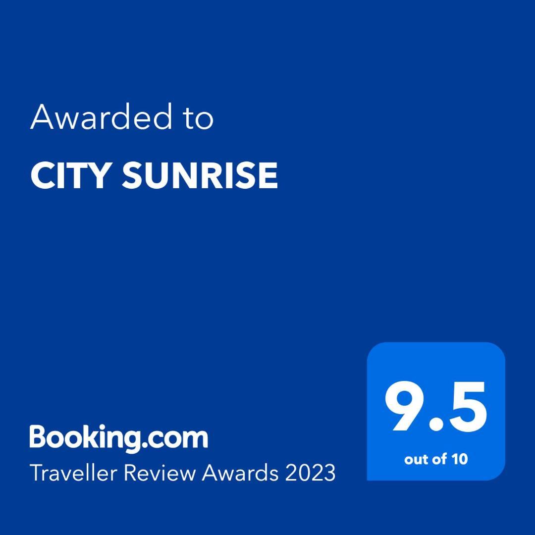 City Sunrise Хикадува Екстериор снимка